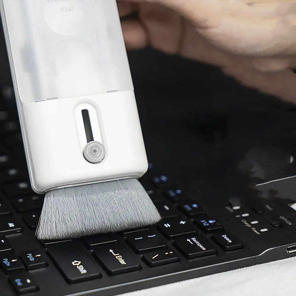🧼 6-in-1 Cleaning Kit for Electronics – Compact Cleaning Suit with Multifunctional Tools & Microfiber Cloths | Ideal for Laptops, Phones, Earbuds & More - megalifehack.com